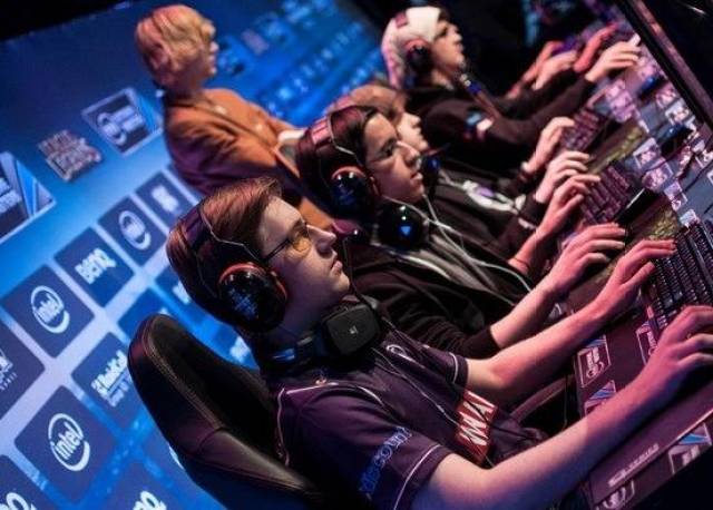 当属社区篮 当属社区篮