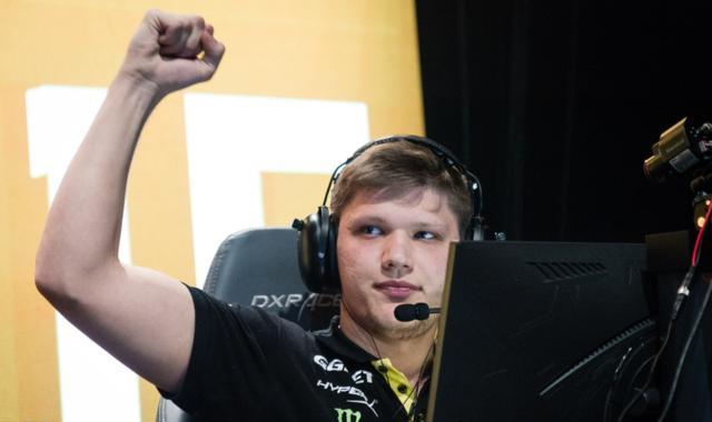 轮廓清晰可 轮廓清晰可