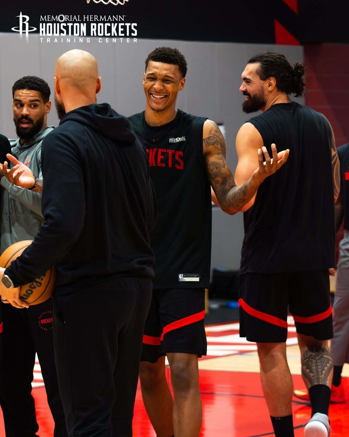 边锋的优先 边锋的优先